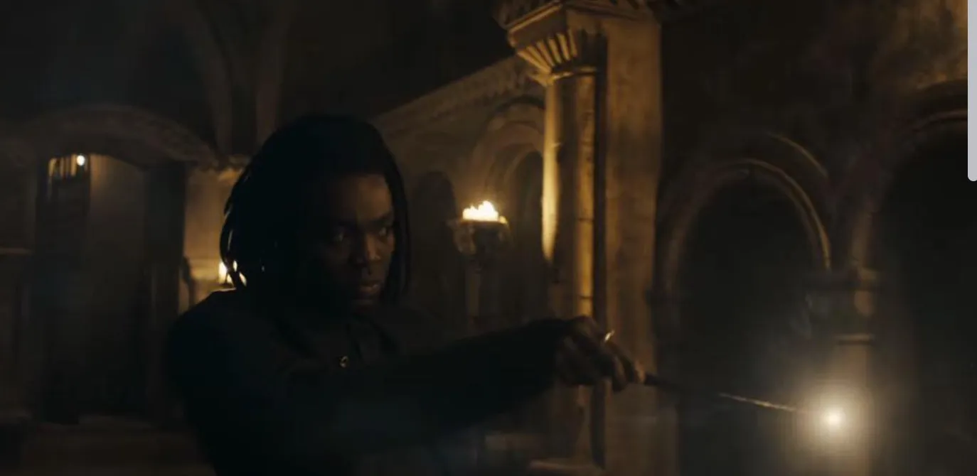 Paapa Essiedu como Severo Snape no trailer da série Harry Potter da HBO