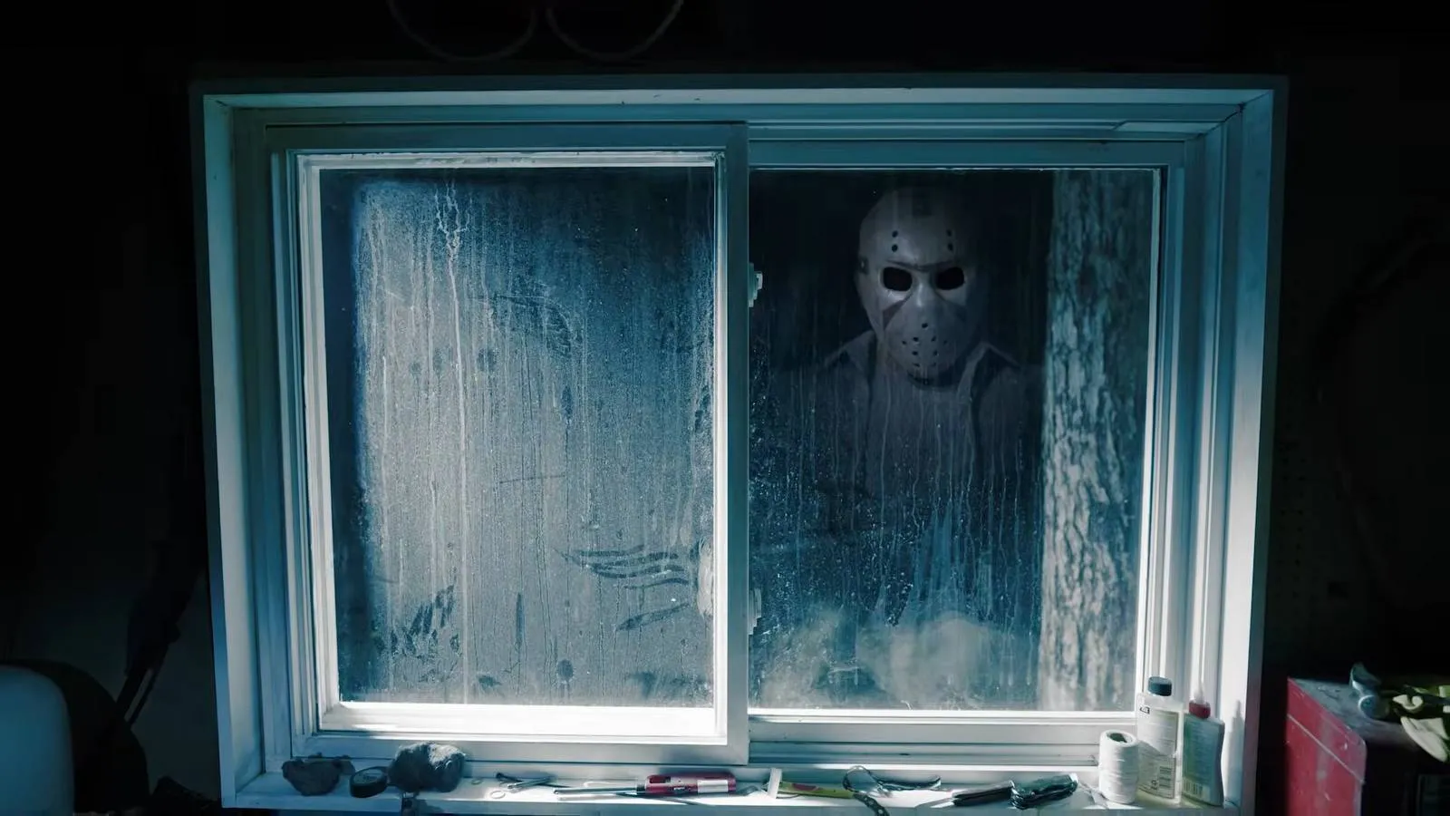 Jason Voorhees com a máscara de hóquei e machete no Dead by Daylight - Capítulo 40
